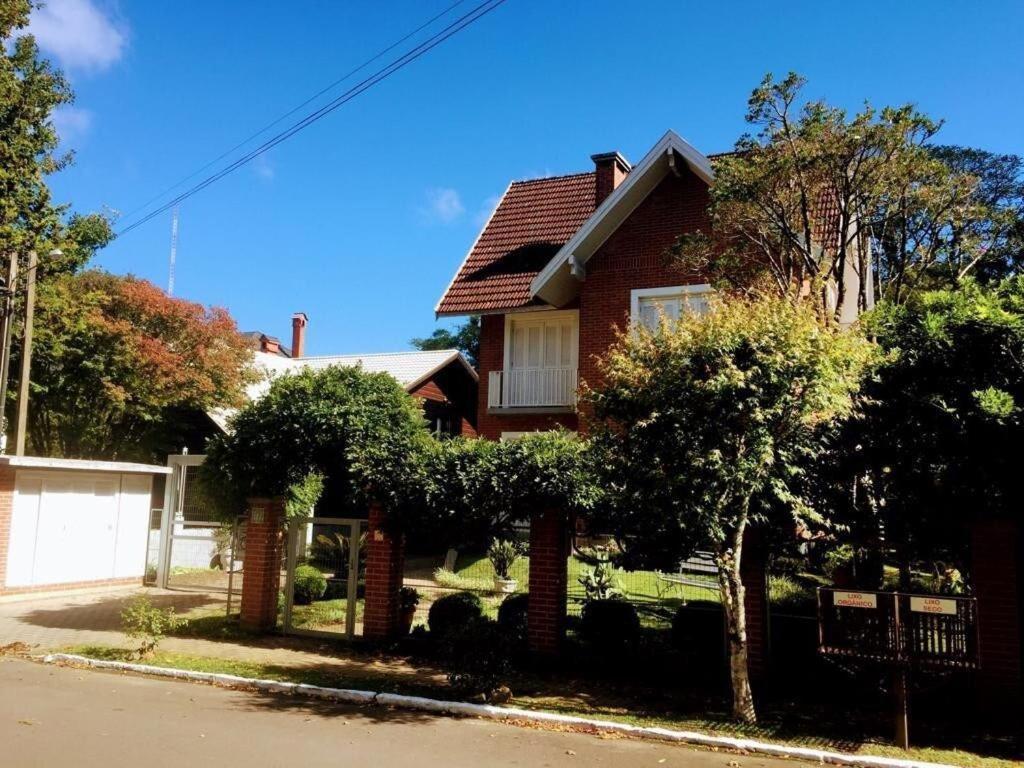 Apartamento Duplex De Gramado By Cia Da Temporada Bagian luar foto